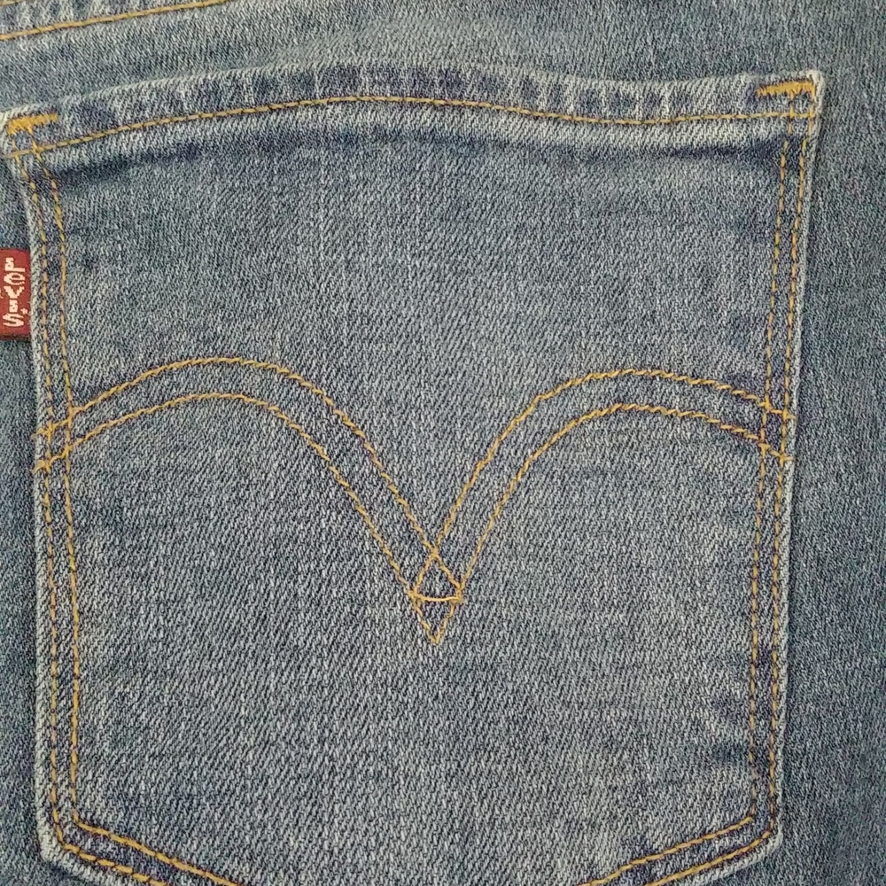 Levi's bootcut women's jeans size 10M, hardly if ever worn
